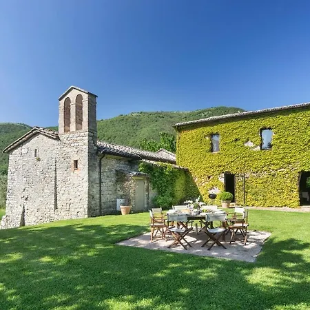 Sleeps 8 Pool Wifi * Palazzo Guglielmi