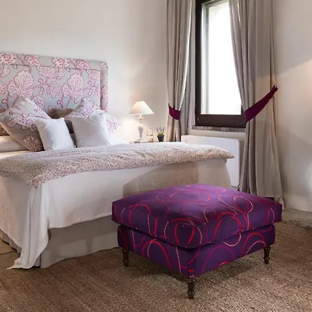 ヴィラ Sleeps 8 Pool Wifi Palazzo Guglielmi