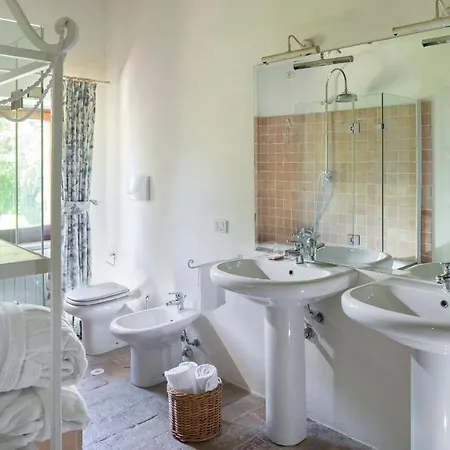 Sleeps 8 Pool Wifi ヴィラ Palazzo Guglielmi